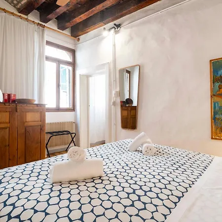 Casa Trecento